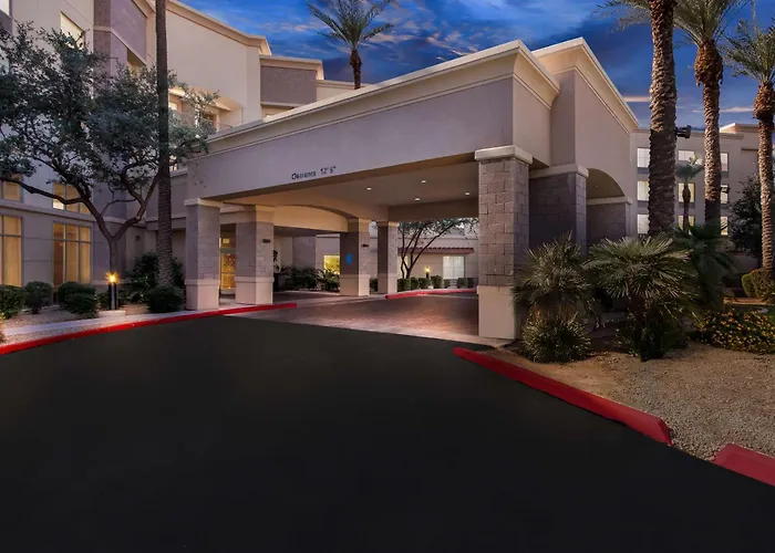 Hampton & Phoenix/gilbert Hotel