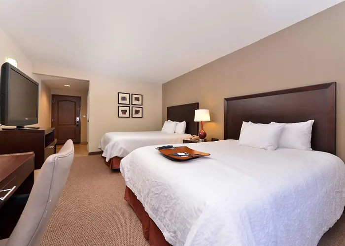 Hampton & Phoenix/gilbert Hotel 3*